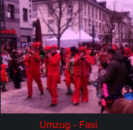 Umzug - Fasi